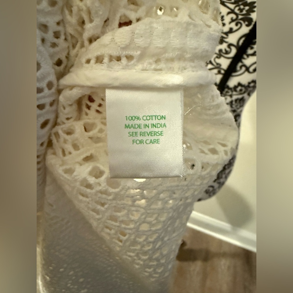 Lilly Pulitzer Long Lace Maxi Dress/Coverup - Picture 8 of 9